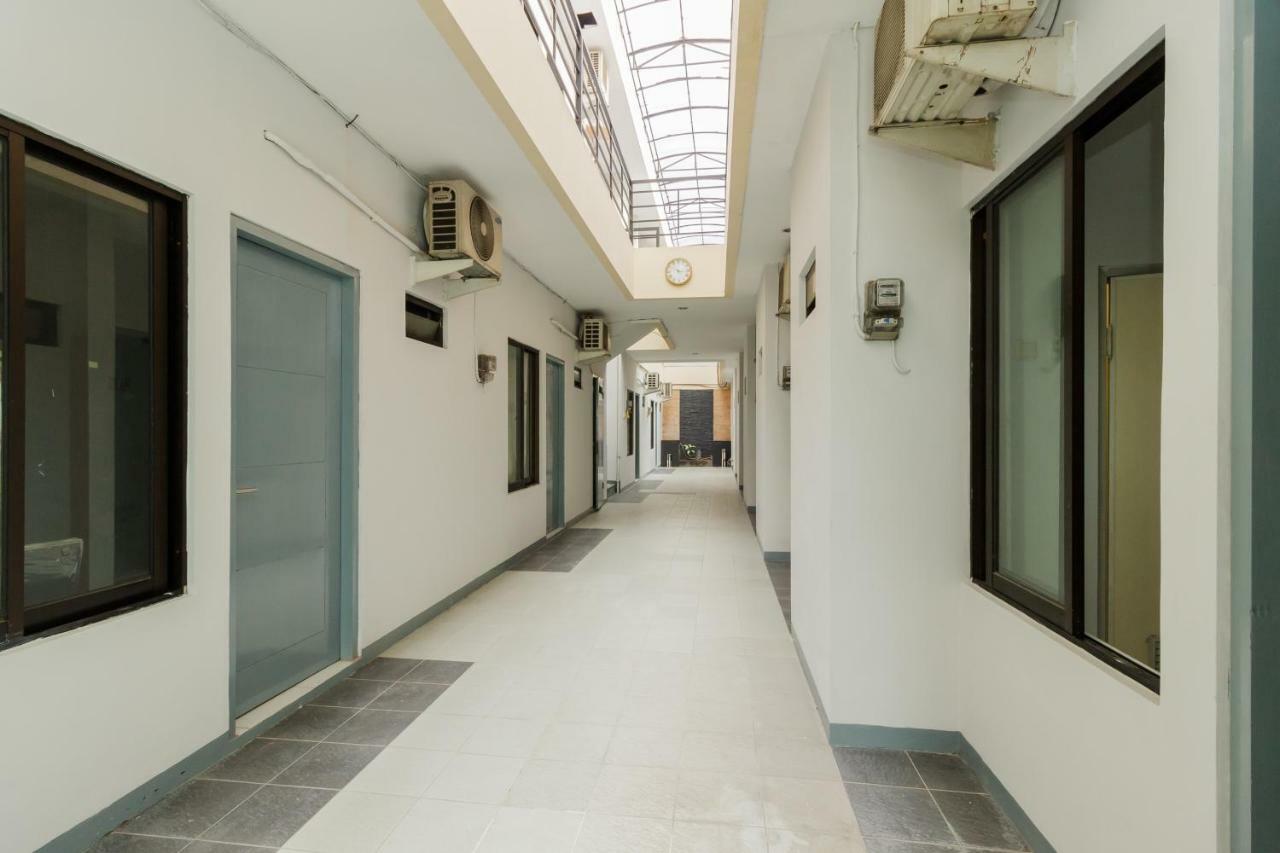 ג'קרטה Reddoorz Syariah Near Pondok Indah Mall 3 מראה חיצוני תמונה