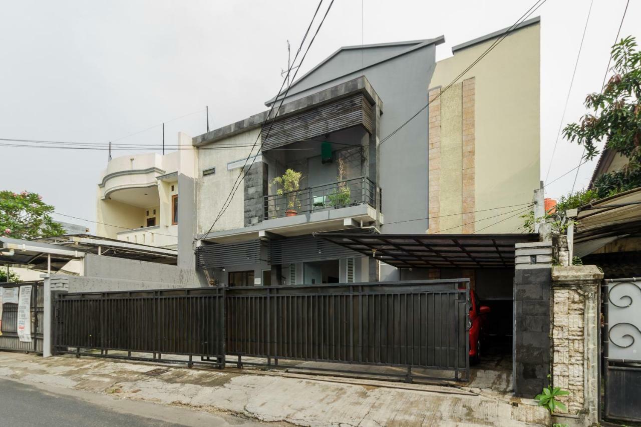 ג'קרטה Reddoorz Syariah Near Pondok Indah Mall 3 מראה חיצוני תמונה